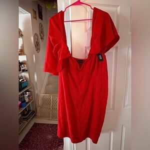 PrettyLittleThing Red Textured V Bar Bodycon Dress